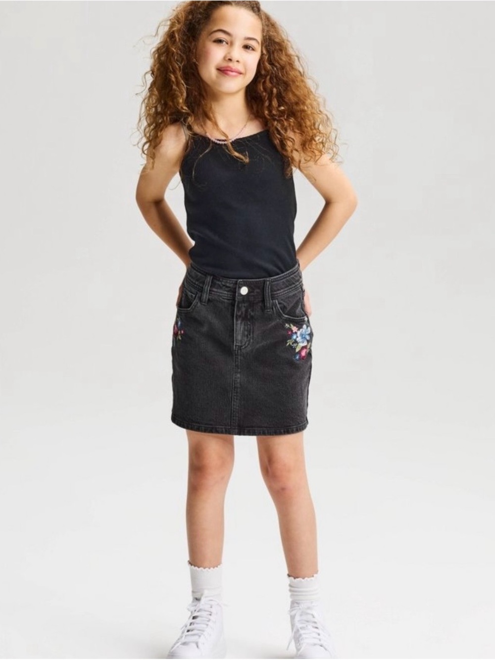 Cat & jack Girls' Black Embroidered Floral Denim Skort  80s 90s Grunge BoHo